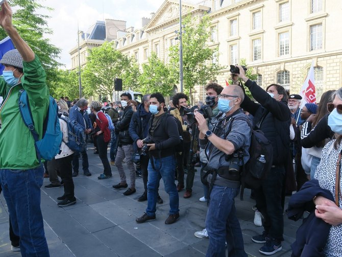 Paris’te Irkçılık Karşıtı Protesto