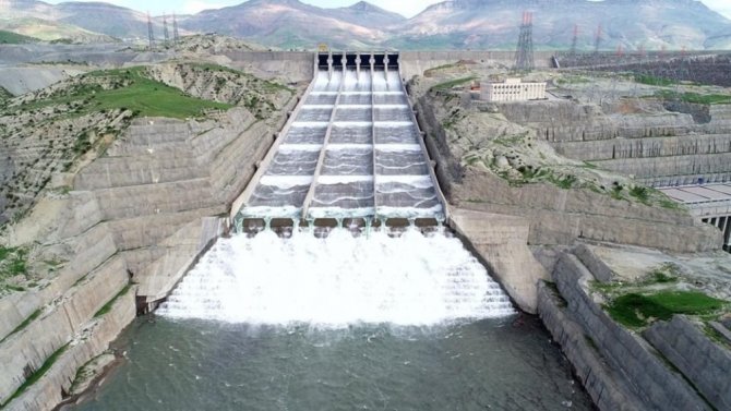 Engeller Tek Tek Aşıldı, Ilısu Üretime Başladı