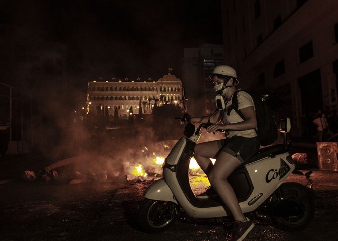 Lübnan’da Ekonomik Kriz Protestoları: 40 Yaralı