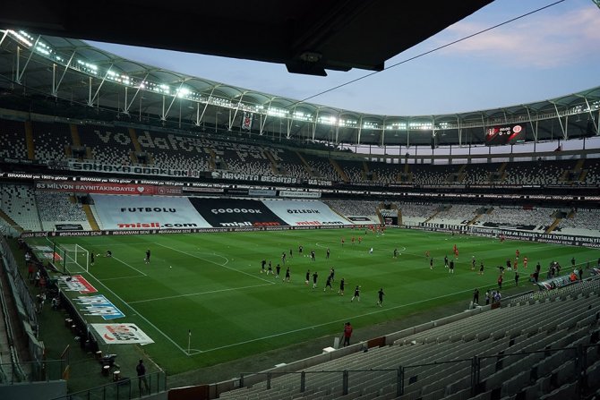 Süper Lig: Beşiktaş: 0 - Antalyaspor: 1 (Maç Devam Ediyor)
