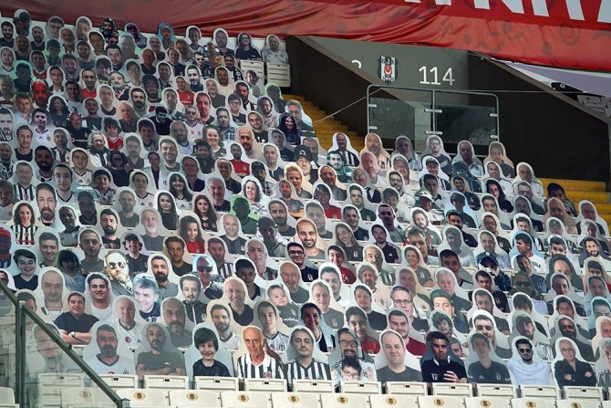 Süper Lig: Beşiktaş: 0 - Antalyaspor: 1 (Maç Devam Ediyor)