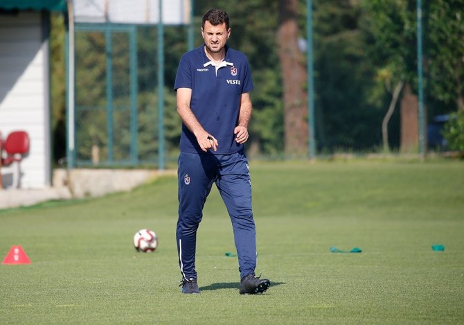 Trabzonspor’u, Taraftarlar İstanbul’a Uğurladı