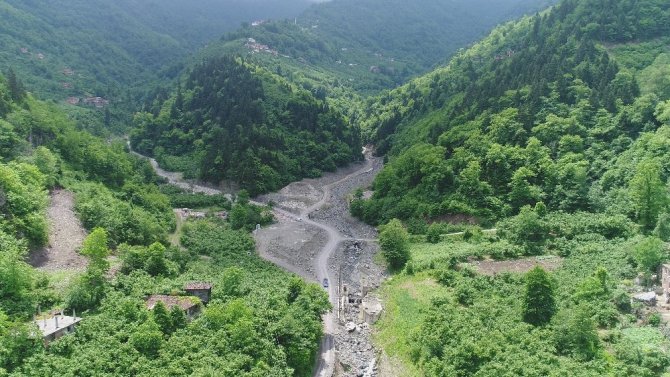 Çamlıktepe’den Geriye Yıkıntılar Ve Acı Hatıralar Kaldı