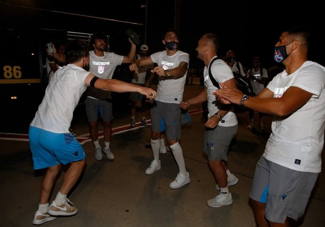 Trabzonspor’a Coşkulu Karşılama