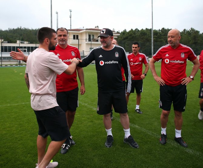Beşiktaş, Rebocho İle Vedalaştı