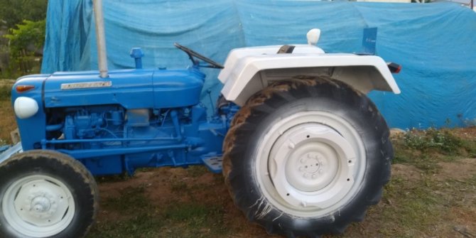 5 Bin Liraya Aldığı Traktöre 15 Bin Lira Masraf Edip Çalışır Hale Getirdi