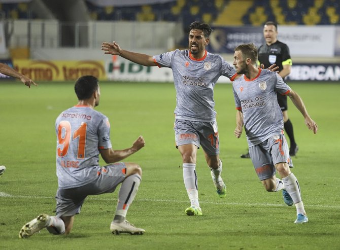 Medipol Başakşehir Fk Deplasmanda Mke Ankaragücü’nü 2-1 Mağlup Etti