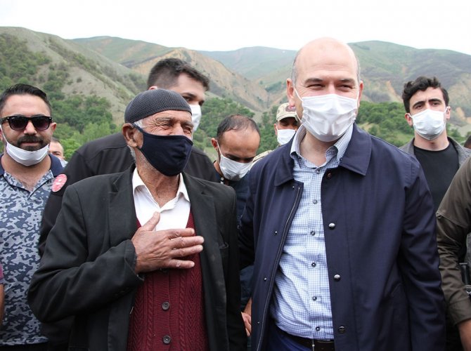 Bakan Soylu Açıkladı, Bingöl’de Evleri Yıkılana Çelik Konstrüksiyonlu Ev Yapılacak