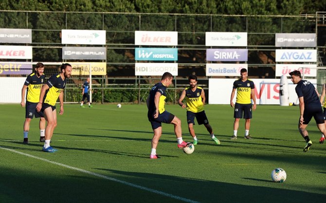Fenerbahçe, Kasımpaşa Maçı Hazırlıklarını Tamamladı