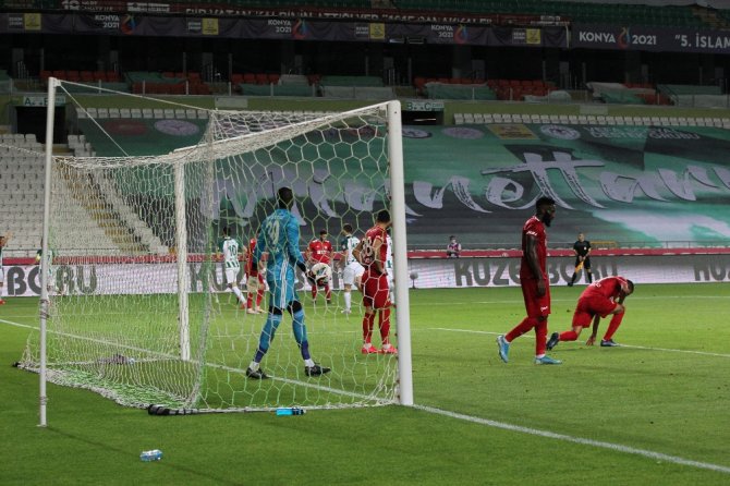 Süper Lig: Konyaspor: 2 - Sivasspor: 2 (Maç Sonucu)