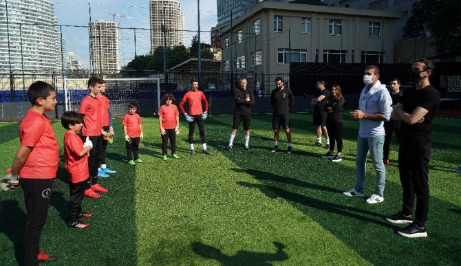 Serdar Kulbilge Kaleci Akademisi Açtı