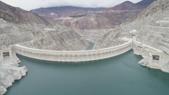 Deriner Barajı Yüzde 77 Doluluk Seviyesine Ulaştı