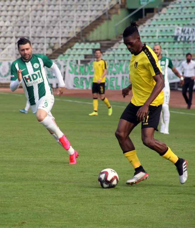 Tff 1. Lig: Giresunspor: 0 - İstanbulspor: 1 (İlk Yarı Sonucu)