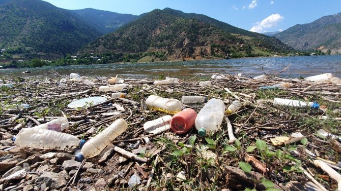 Baraj Gölü Çöplüğe Döndü