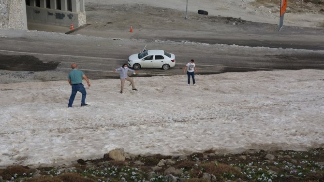 Haziran Ayında Kartopu Keyfi