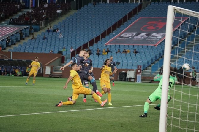 Süper Lig: Trabzonspor: 1- Mke Ankaragücü:0 (Maç Devam Ediyor)