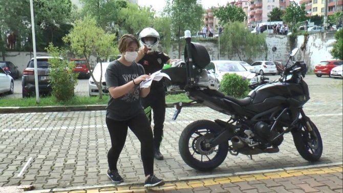 Giresun’da Yks Öncesi Kimliğini Evde Unutan Öğrencinin İmdadına Motorize Polis Ekipleri Yetişti