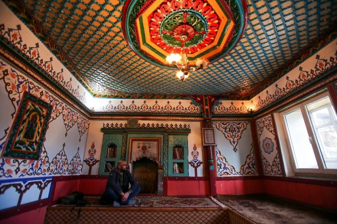 Sanat Kokan 150 Yıllık Köy Odaları