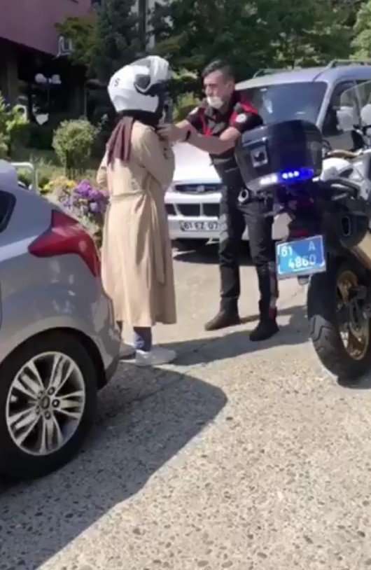 Okul Önünde Kimliğini Kaybetti, Yunus Ekipleri Devreye Girdi