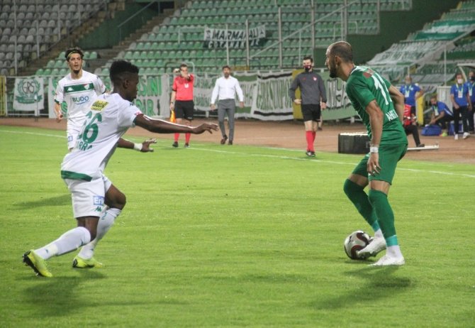 Tff 1. Lig: Giresunspor:0- Bursaspor: 0 (İlkyarı Sonucu)