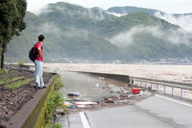 Japonya’yı Şiddetli Yağış Vurdu: 13 Kişi Kayıp