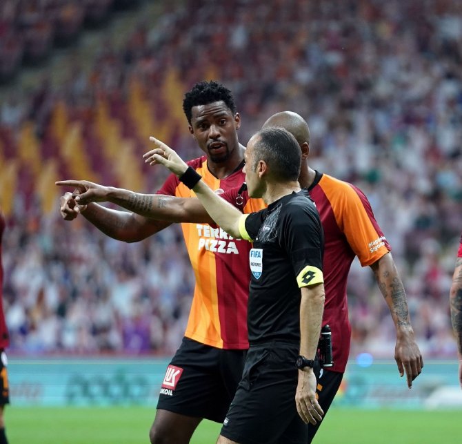 Süper Lig: Galatasaray: 1 - Trabzonspor: 3 (Maç Sonucu)
