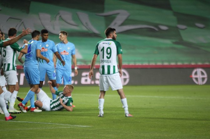 Süper Lig: Konyaspor: 1 - Çaykur Rizespor: 0 (Maç Sonucu)