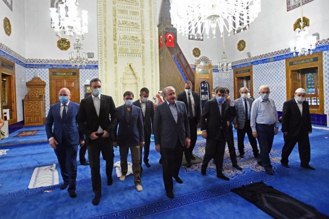 Tbmm Başkanı Şentop Hacı Bayram Veli Camisi’nde Namaz Kıldı