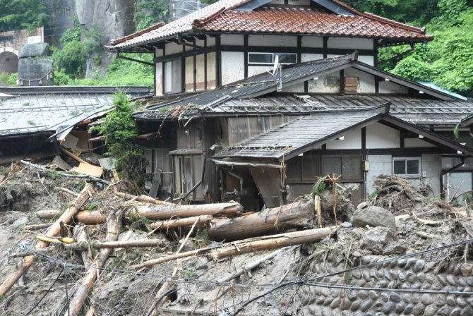 Japonya’daki Sel Felaketinde Ölü Sayısı 57’ye Yükseldi
