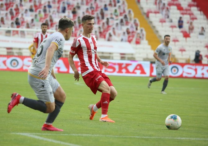 Süper Lig: Sivasspor: 0 - Yeni Malatyaspor: 1 (Maç Sonucu)