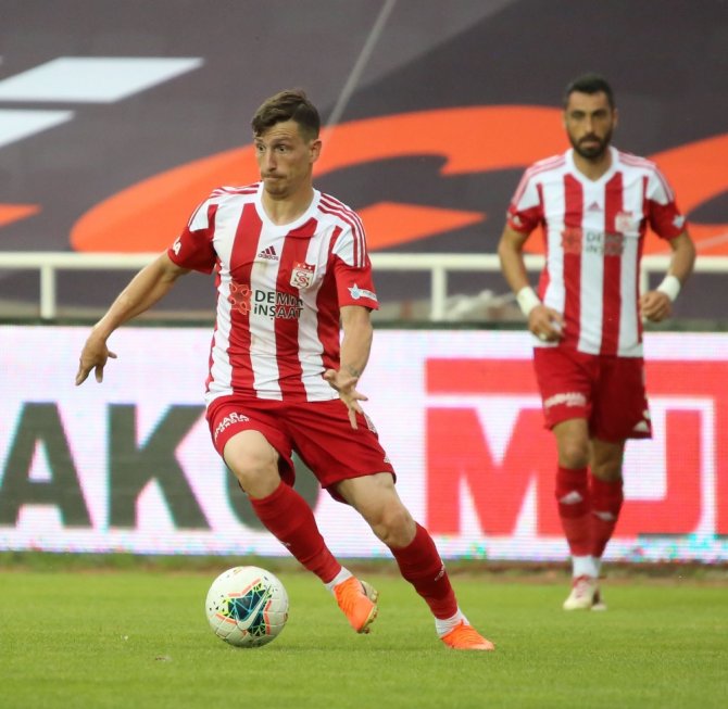 Süper Lig: Sivasspor: 0 - Yeni Malatyaspor: 1 (Maç Sonucu)