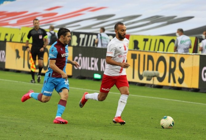 Süper Lig: Trabzonspor: 2 - Antalyaspor: 2 (Maç Sonucu)