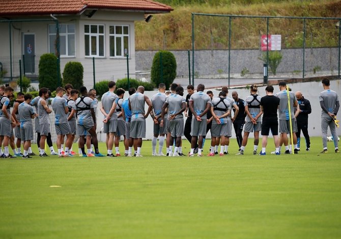 Trabzonspor, Denizlispor Maçı Hazırlıklarına Moralsiz Başladı