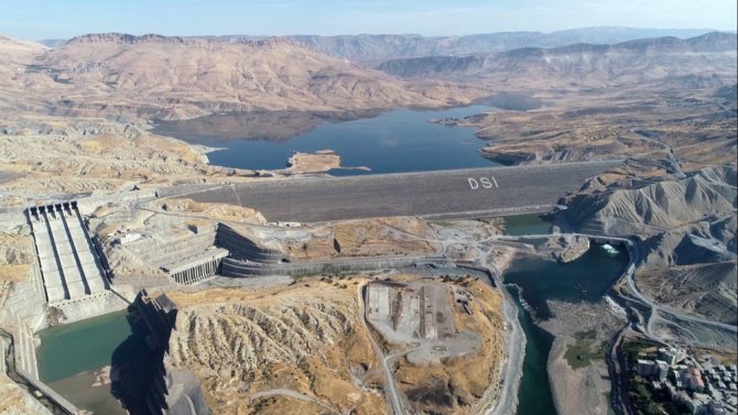 Ilısu Veysel Eroğlu Barajı’nda Üçüncü Türbin Devreye Girdi