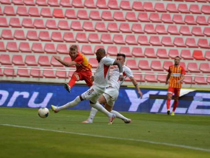 Süper Lig: Hes Kablo Kayserispor: 1 - Gaziantep Fk: 1 (Maç Sonucu)