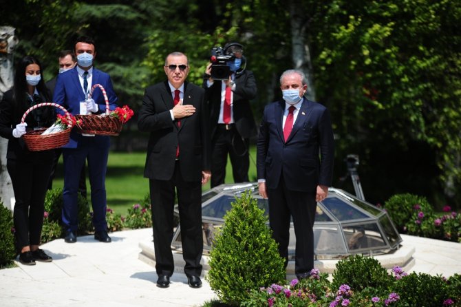 Cumhurbaşkanı Erdoğan Meclis’te Düzenlenen 15 Temmuz Anma Törenine Katıldı