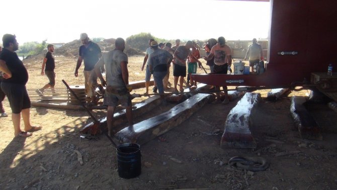 Dünyanın En Büyük Korsan Teknesi Manavgat’ta Yapılarak Suya İndirildi