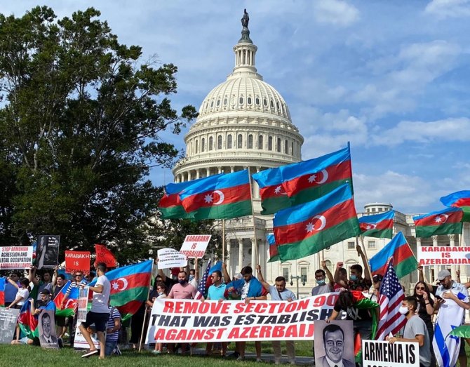 Abd Kongresi Önünde Azerbaycanlılardan Ermenistan Karşıtı Protesto