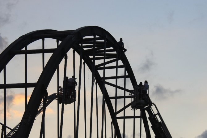 İntihar Girişimi Karadeniz Sahil Yolunu Trafiğe Kapattı