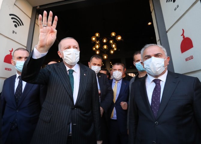 Erdoğan Ve Bahçeli Fatih’te Bir Kafede Çay İçti
