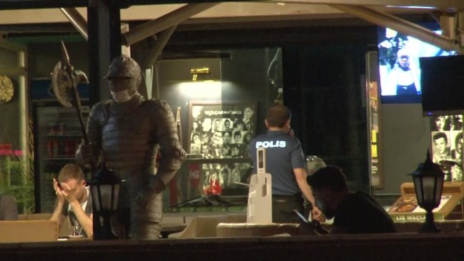 Maltepe’de Polise Ateş Açıldı: 10 Gözaltı