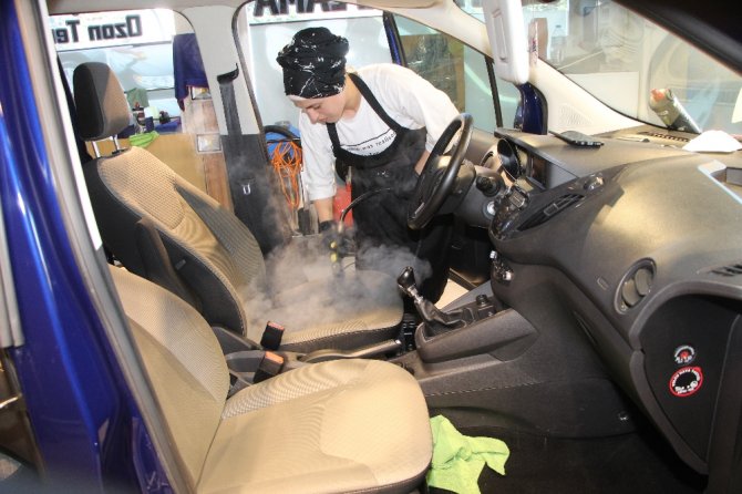 Hobi Olarak Başladı, Profesyonel Detaylı Araç Temizliğinde Takdir Topluyor