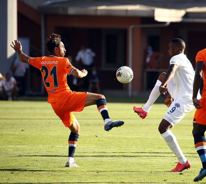 Süper Lig: Kasımpaşa: 3 - Medipol Başakşehir: 2 (Maç Sonucu)