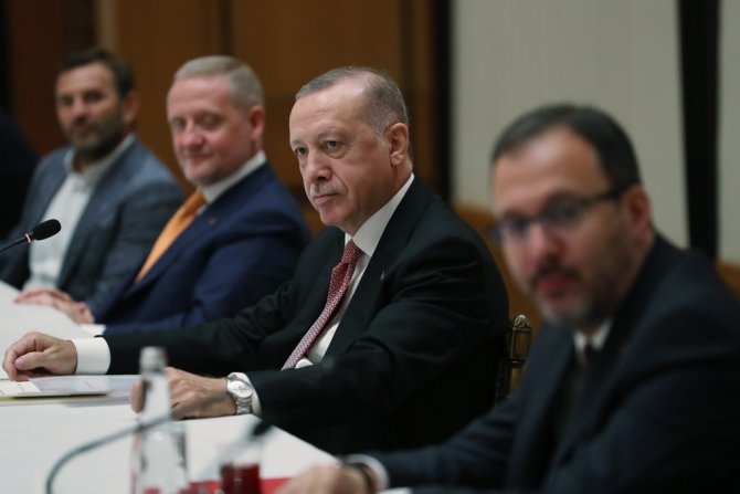 Cumhurbaşkanı Erdoğan, Şampiyon Başakşehir’i Kabul Etti