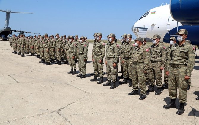 Türk Askeri Azerbaycan’da Törenle Karşılandı