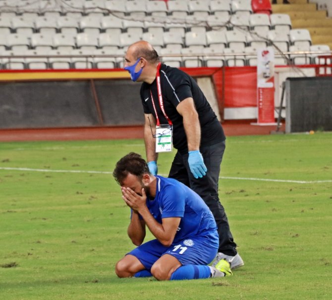 Tff 1 Lig’e Yükselen Tuzlaspor, Kupasını Aldı