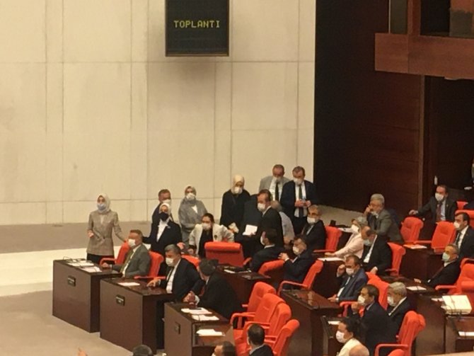 Tbmm’de Gerginlik