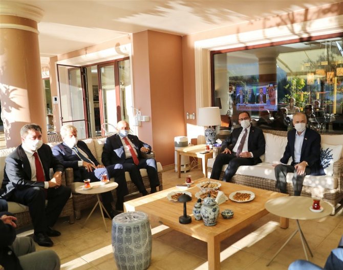 Bakan Kasapoğlu’ndan Mustafa Cengiz’e Geçmiş Olsun Ziyareti