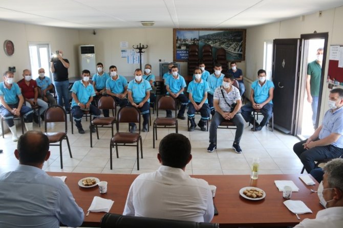 Başkan Ekim Belediye Çalışanları İle Bayramlaştı