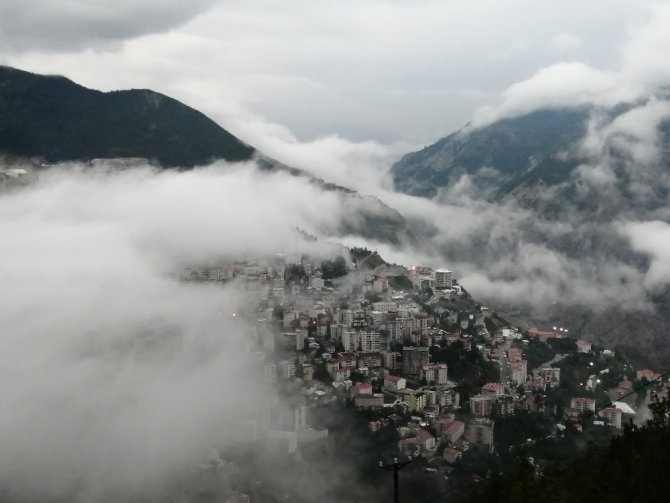 Artvin’de Etkili Olan Sis Görsel Şölen Oluşturdu